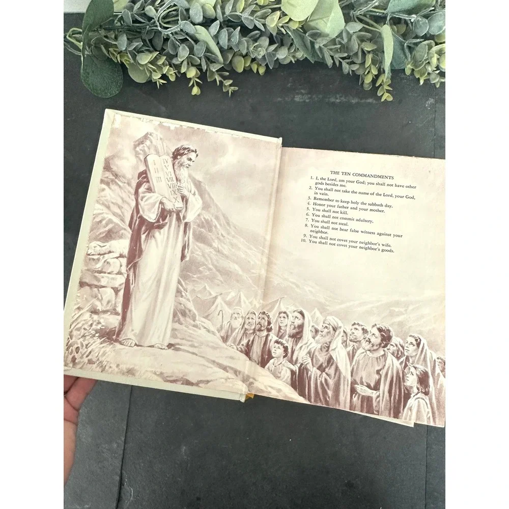 Holy Bible: Saint Joseph edition of the New American Bible 1970 fine art